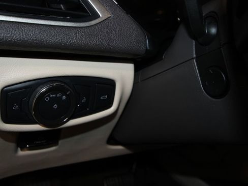 Used 2020 Lincoln MKZ Reserve w/ Elements Package FWD image 11