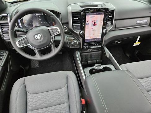New 2026 RAM 1500 Big Horn AWD/4WD image 8