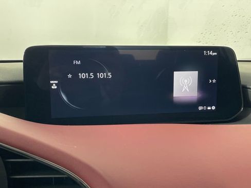 Certified 2025 MAZDA MAZDA3 Hatchback w/Premium Plus Pkg image 7