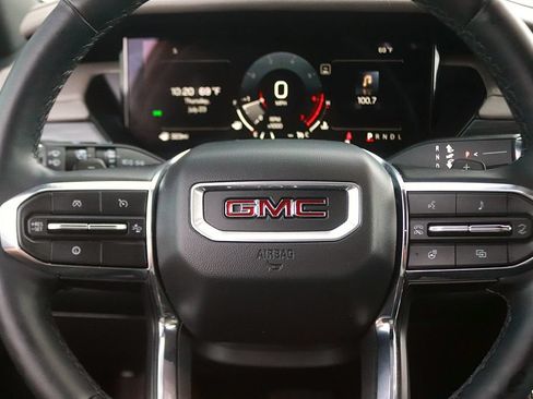 Used 2025 GMC Acadia Elevation FWD image 21