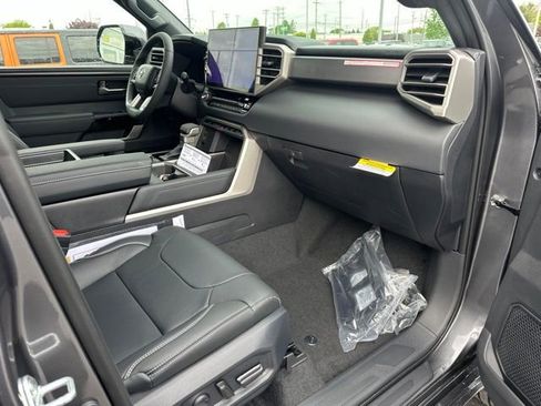 New 2026 Toyota Tundra Limited AWD/4WD image 22