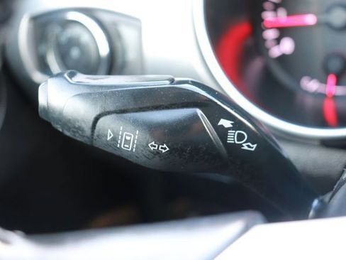 Used 2022 Ford Mustang Premium image 21