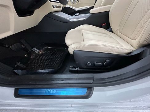 Used 2026 BMW 330i xDrive Sedan w/ Premium Package image 32