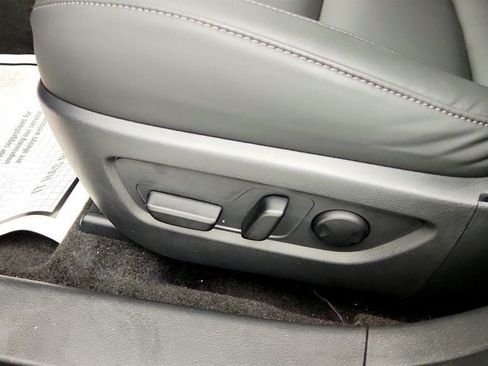 Used 2025 MAZDA CX-30 AWD 2.5 S w/ Preferred Package image 12