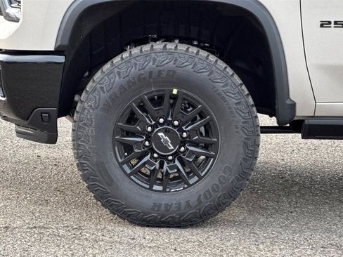 New 2026 Chevrolet Silverado 2500 ZR2 w/ LPO, Dark Essentials Package image 25