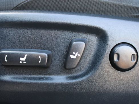 Used 2021 Toyota 4Runner SR5 RWD image 8