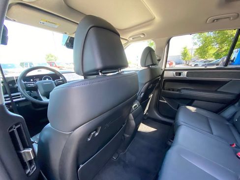 Used 2024 Hyundai Santa Fe Limited FWD image 32