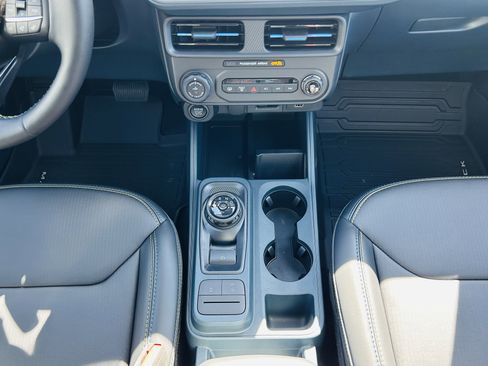 New 2026 Ford Maverick Lobo AWD/4WD image 16