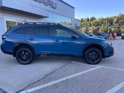 Used 2024 Subaru Outback Wilderness AWD/4WD image 2