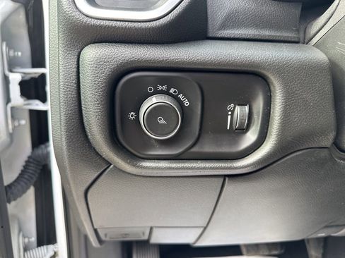 Used 2021 RAM 2500 Big Horn AWD/4WD image 60