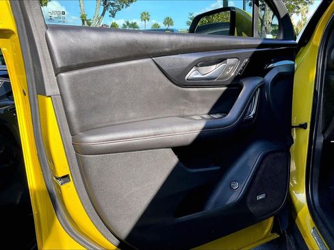 Used 2022 Chevrolet Blazer RS w/ Enhanced Convenience Package image 21