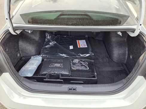 New 2026 Nissan Altima 2.5 SV FWD image 13
