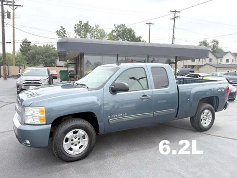 Used 2011 Chevrolet Silverado 1500 LT w/ Max Trailering Pack AWD/4WD image 1