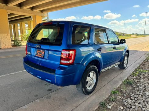 Used 2012 Ford Escape XLS FWD image 3