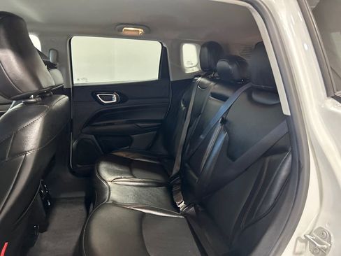 Used 2022 Jeep Compass Trailhawk w/ Trailhawk Convenience Group image 30