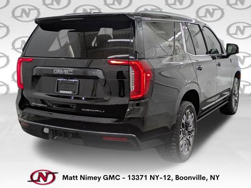 Used 2024 GMC Yukon Denali Ultimate AWD/4WD image 2