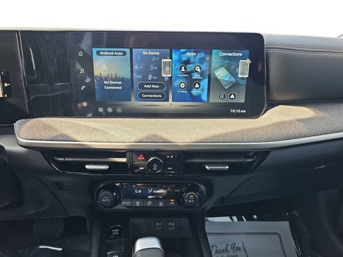 Used 2026 Nissan Kicks SV w/ Charging Package FWD image 17