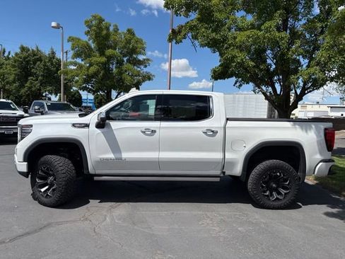 Used 2025 GMC Sierra 1500 Denali AWD/4WD image 3