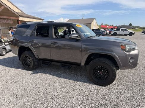 Used 2019 Toyota 4Runner SR5 Premium RWD image 1