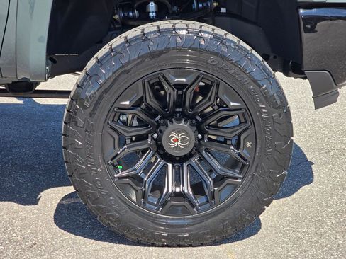 New 2025 Chevrolet Silverado 2500 LT w/ Trail Boss Package AWD/4WD image 15