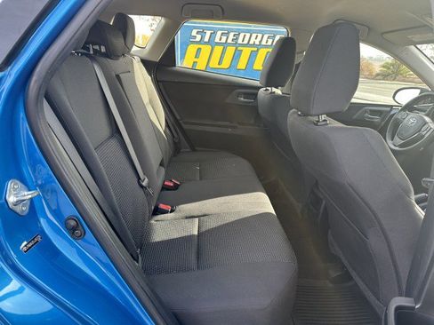 Used 2018 Toyota Corolla iM image 16