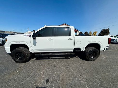 Used 2020 GMC Sierra 2500 AT4 w/ AT4 Premium Package AWD/4WD image 2