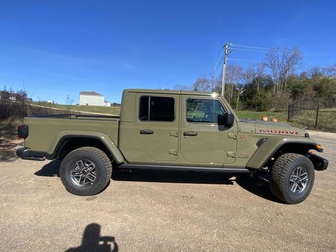 New 2026 Jeep Gladiator Mojave AWD/4WD image 7