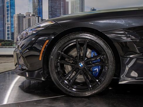 New 2026 BMW Z4 M40i w/ Shadowloine Package image 9