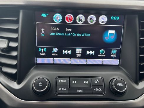 Used 2017 GMC Acadia SLE w/ Driver Alert Package I AWD/4WD image 19