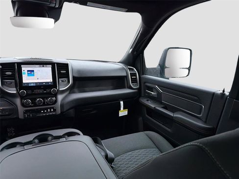 New 2026 RAM 3500 Big Horn AWD/4WD image 21