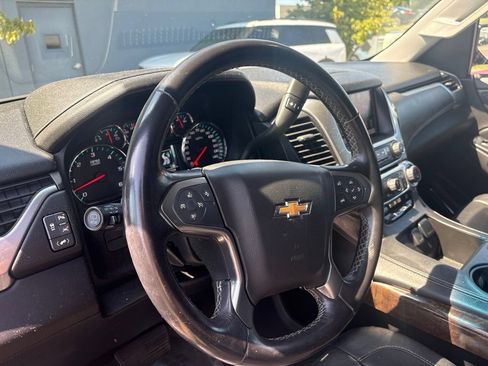 Used 2016 Chevrolet Tahoe LT RWD image 2