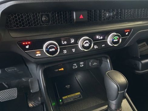 Used 2025 Honda CR-V Sport-L image 11