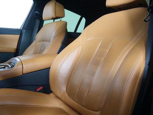 Used 2022 BMW X6 xDrive40i AWD/4WD image 10