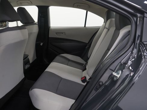 Used 2025 Toyota Corolla LE image 12