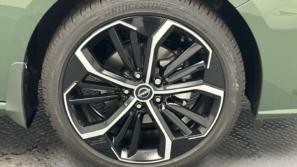 New 2026 Nissan Altima 2.5 SR w/ SR Premium Package AWD/4WD image 18