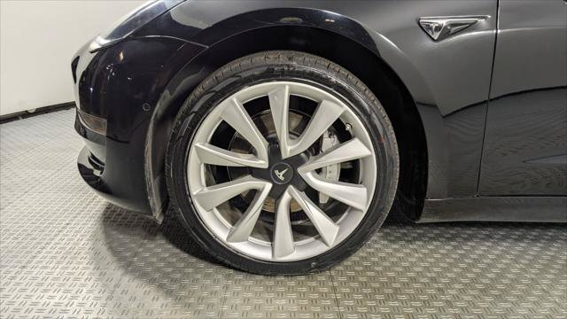 Used 2018 Tesla Model 3 Long Range RWD image 31