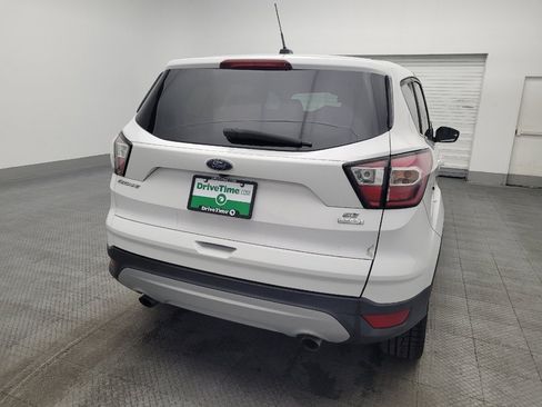 Used 2017 Ford Escape SE image 7