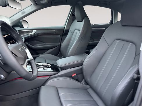 New 2026 Audi A6 Premium Plus AWD/4WD image 9