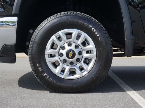 Used 2025 Chevrolet Silverado 2500 LT w/ All Star Edition AWD/4WD image 12