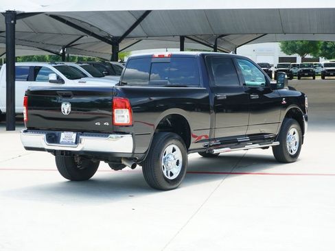 Used 2024 RAM 2500 Tradesman w/ Chrome Appearance Group AWD/4WD image 5