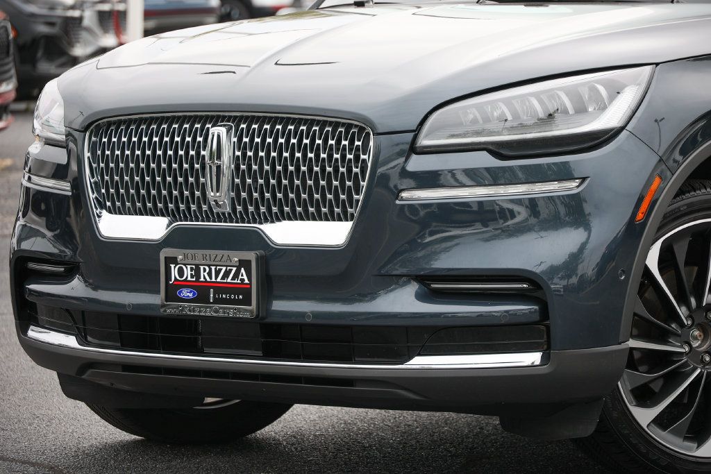 Used 2023 Lincoln Aviator Reserve w/ Equipment Group 201A AWD/4WD image 12