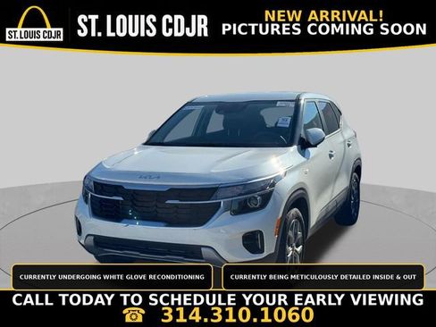 Used 2026 Kia Seltos LX FWD image 1
