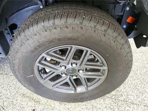 Used 2025 Jeep Wrangler Sport AWD/4WD image 14