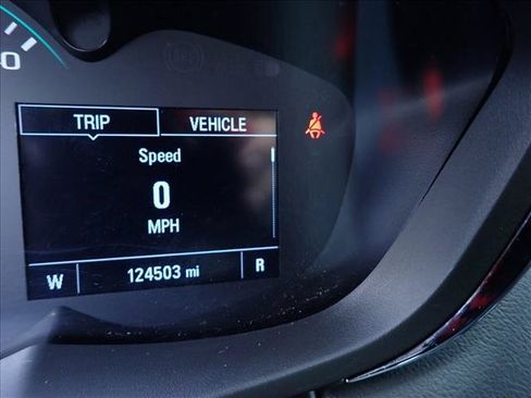 Used 2022 Chevrolet Trax LT w/ Driver Confidence Package AWD/4WD image 23
