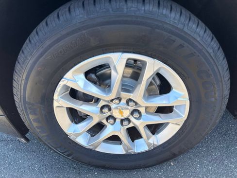 Used 2018 Chevrolet Traverse LT AWD/4WD image 11