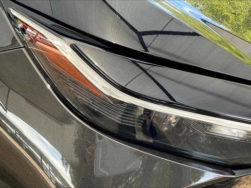 Used 2023 Toyota bZ4X XLE image 26