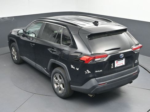 Certified 2022 Toyota RAV4 XLE image 34