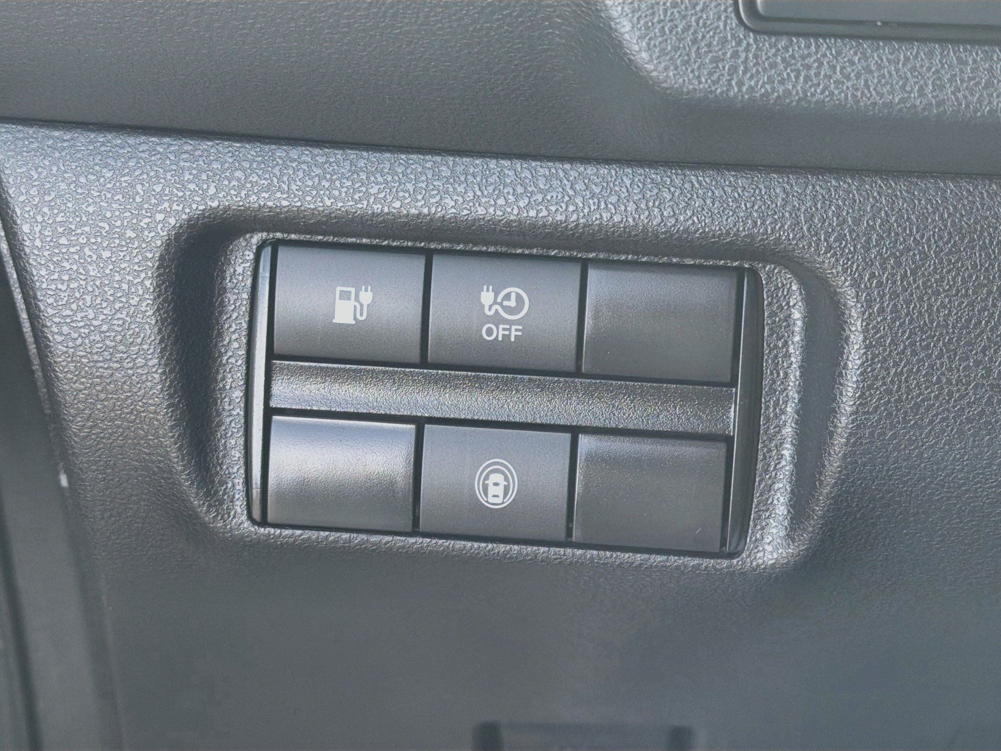 Used 2025 Nissan Leaf S FWD image 17