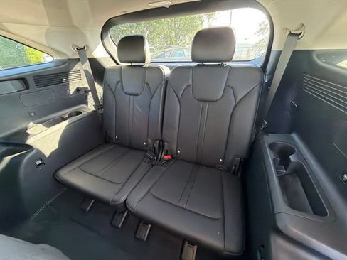Used 2024 Kia Sorento S w/ Panoramic Sunroof Package AWD/4WD image 11