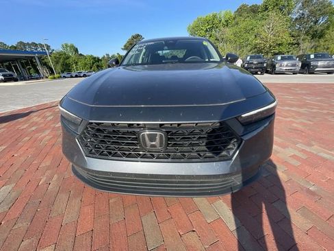 Used 2023 Honda Accord LX image 3